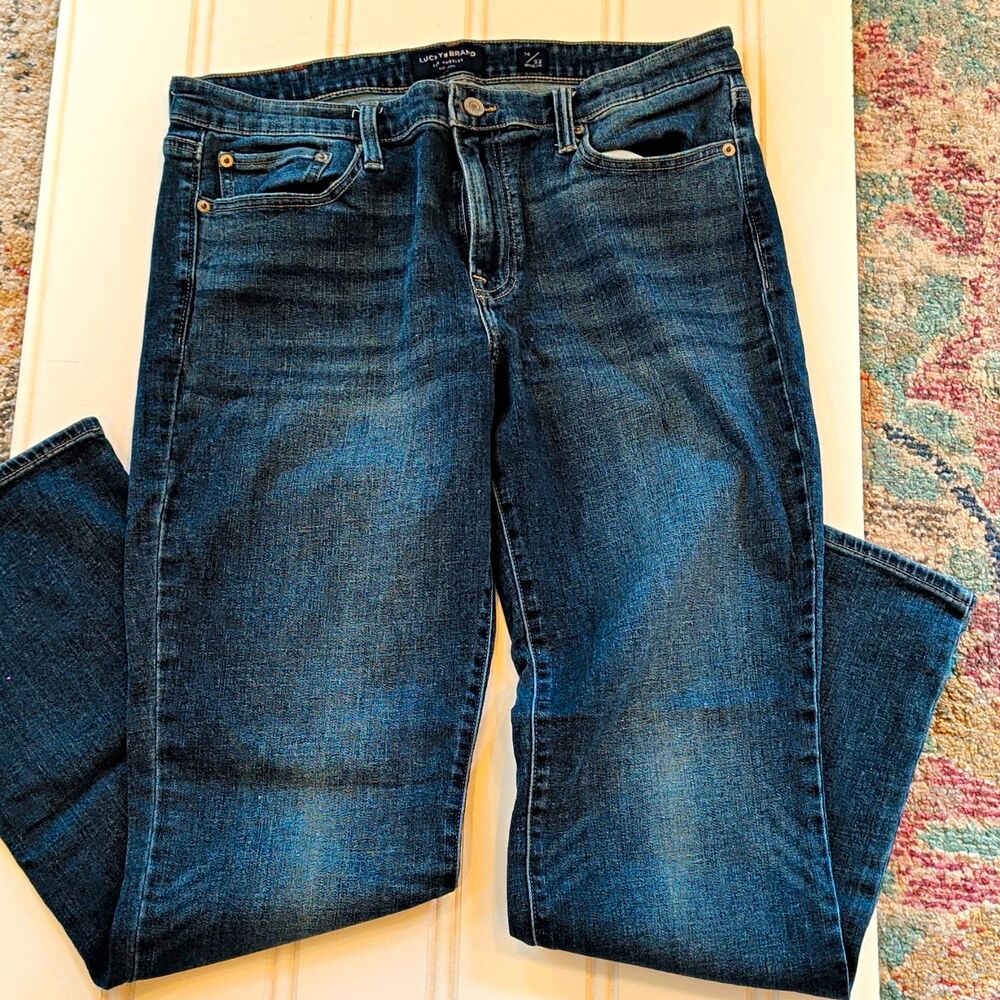 Lucky Brand Women’s Blue Medium Wash Straight Leg Denim Jeans 5-Pocket Sz 14
